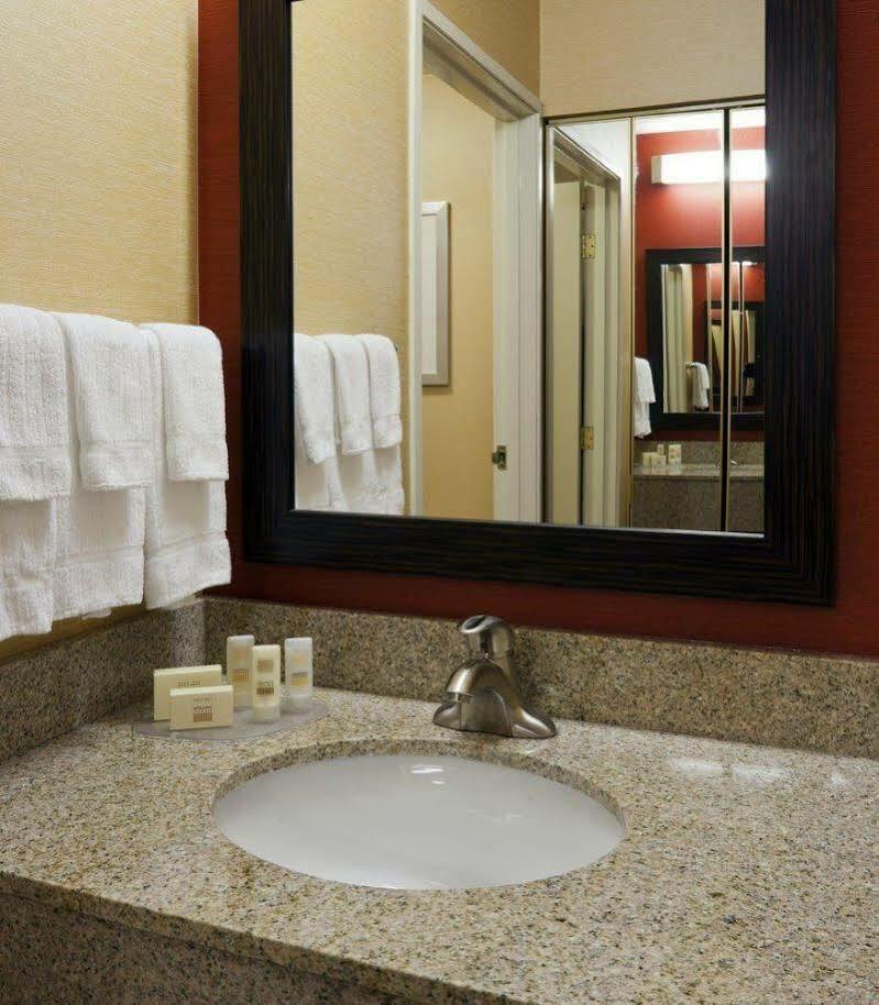 Courtyard Indianapolis At The Capitol Hotel Luaran gambar